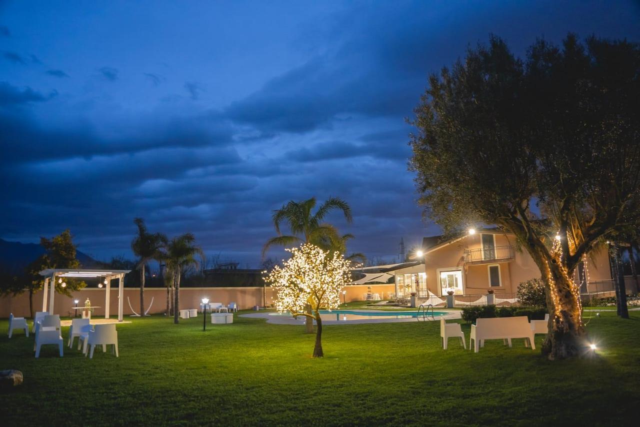 Villa Arya Saviano ภายนอก รูปภาพ